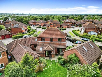 4 Bedroom Detached House For Sale In Bradwell Common