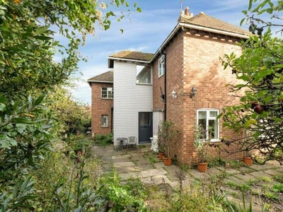 4 Bedroom Detached House For Sale In Stamford, Lincolnshire