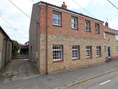 4 Bedroom Semi-detached House For Sale In Navenby