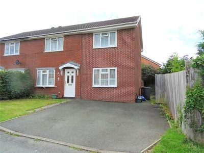 4 Bedroom Semi-detached House For Sale In Oswestry, Shropshire
