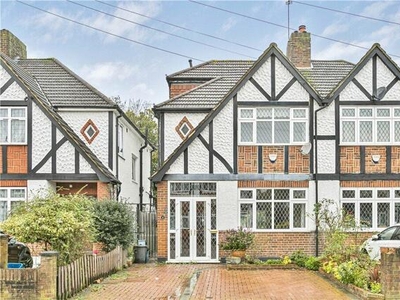 4 Bedroom Semi-detached House For Sale In Twickenham