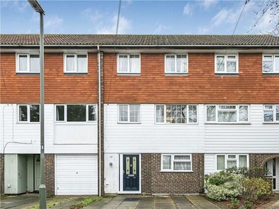 4 Bedroom Terraced House For Sale In Ashford, Surrey