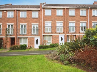 4 Bedroom Town House For Sale In Stoke