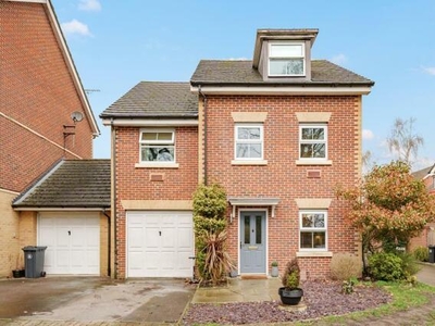 4 Bedroom Town House For Sale In Surrey