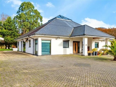 5 Bedroom Bungalow For Sale In Southampton, Hampshire