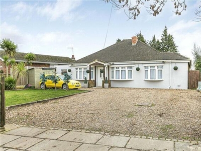 5 Bedroom Bungalow For Sale In Staines-upon-thames, Surrey