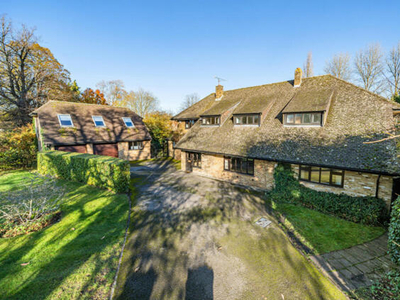5 Bedroom Detached House For Sale In Holybourne, Hampshire