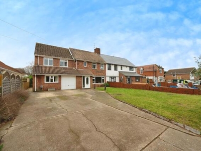 5 Bedroom Semi-detached House For Sale In Hayling Island, Hampshire
