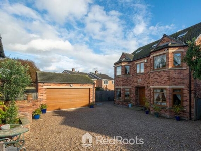 6 Bedroom Detached House For Sale In Pontefract, West Yorkshire