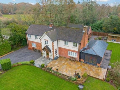 6 Bedroom Detached House For Sale In Reading