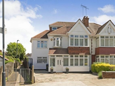6 Bedroom Semi-detached House For Sale In Wembley