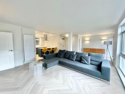 2 Bedroom Apartment For Rent In Radlett, Hertfordshire