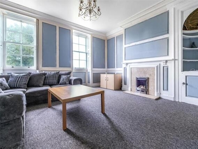 2 Bedroom Apartment For Sale In Churchill House, Bristol