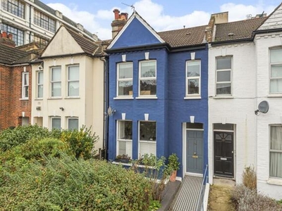 2 Bedroom Apartment For Sale In Dulwich, London