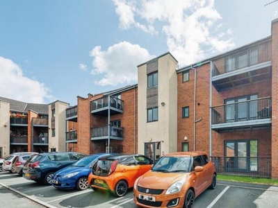 2 Bedroom Apartment For Sale In Helsby