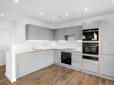2 Bedroom Apartment For Sale In Mill Hill, London