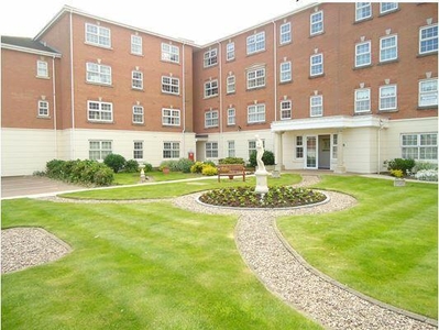 2 Bedroom Apartment For Sale In Thornton-cleveleys, Lancashire