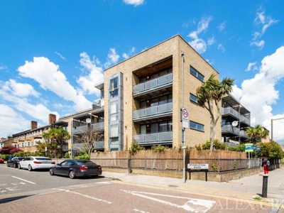 2 Bedroom Flat For Sale In 419 High Road