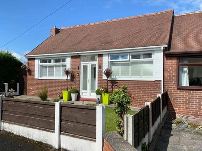 2 Bedroom Semi-detached Bungalow For Sale In Chadderton