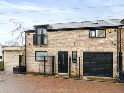 2 Bedroom Semi-detached House For Sale In Woodford Green