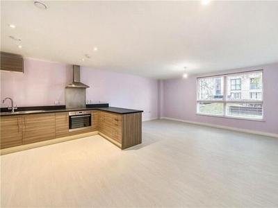 3 Bedroom Apartment For Sale In Brentford