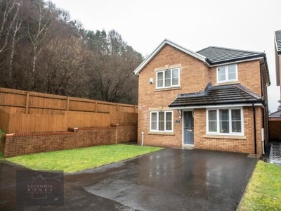3 Bedroom Detached House For Sale In Bedwellty Gardens
