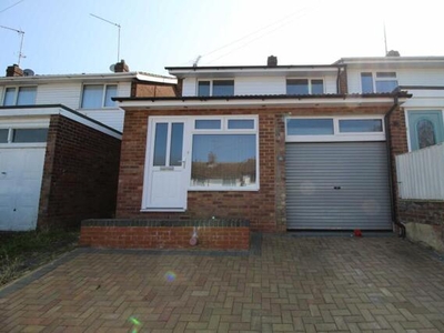 3 Bedroom End Of Terrace House For Sale In Daventry, Northamptonshire