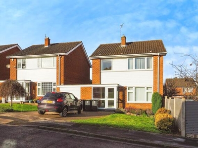 3 Bedroom Link Detached House For Sale In Wollaton, Nottinghamshire