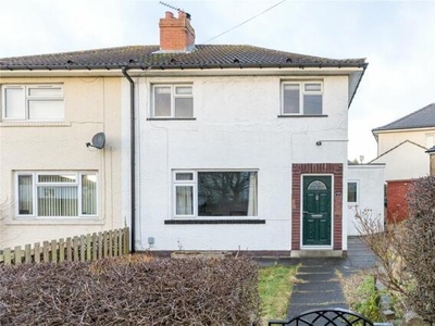 3 Bedroom Semi-detached House For Sale In Yeadon, Leeds