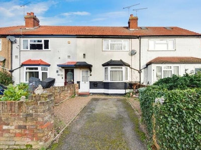 3 Bedroom Terraced House For Sale In Staines-upon-thames