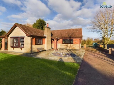 4 Bedroom Detached Bungalow For Sale In Osgodby