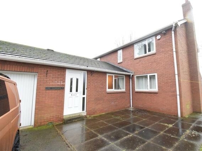 4 Bedroom Detached House For Rent In Cudworth, Barnsley