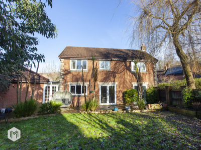4 bedroom detached house for sale in Alfred Avenue, Worsley, Manchester, Greater Manchester, M28 2TX, M28