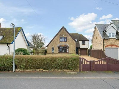 4 Bedroom Detached House For Sale In Campton