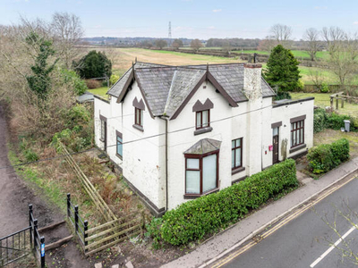 4 Bedroom Detached House For Sale In Dunham Massey