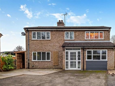 4 Bedroom Detached House For Sale In Glapthorn, Peterborough