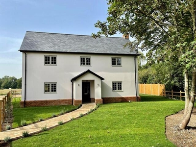 4 Bedroom Detached House For Sale In Newnham, Baldock