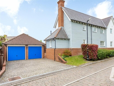 4 bedroom detached house for sale in Tallis Way, Warley, Brentwood, Essex, CM14