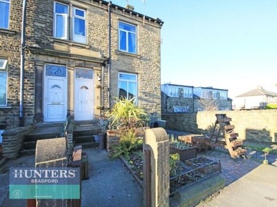 4 Bedroom End Of Terrace House For Sale In Bradford, West Yorkshire