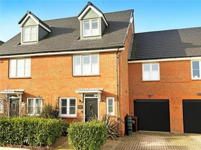 4 Bedroom House For Sale In Cresswell Park, Angmering