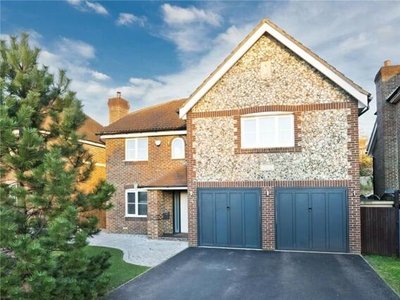 5 Bedroom Detached House For Rent In Epsom, Surrey