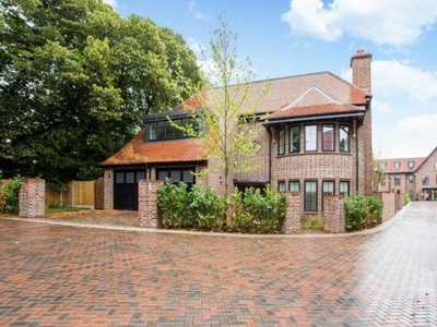 5 Bedroom Detached House For Rent In Hampstead Garden Suburb