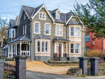 5 Bedroom Detached House For Sale In Llanbadarn Fawr, Aberystwyth