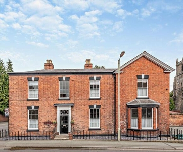 5 Bedroom Detached House For Sale In Oswestry, Shropshire
