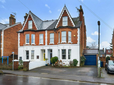 5 Bedroom Semi-detached House For Sale In Farnham, Surrey