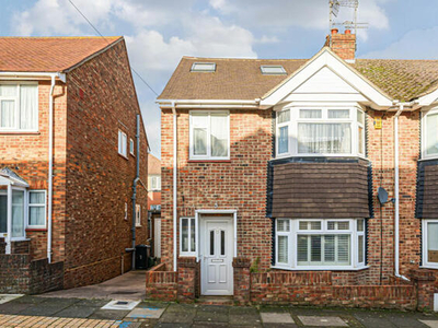 5 Bedroom Semi-detached House For Sale In Hove, East Sussex