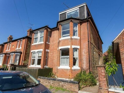 6 Bedroom Semi-detached House For Sale In Canterbury