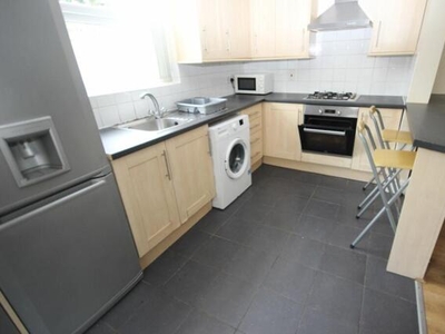 6 Bedroom Terraced House For Rent In Langdale Road