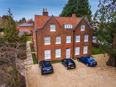 1 Bedroom Apartment For Sale In High Wycombe