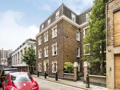 1 bedroom Flat for sale in Chagford Street, Marylebone NW1